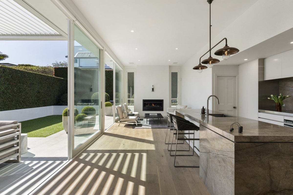 39 Lawrence Street, Herne Bay, Auckland - Carousel 2