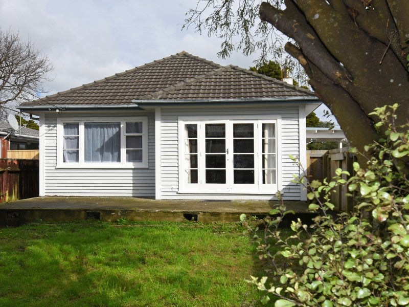 8A Mangaroa Hill Road, Maoribank, Upper Hutt - Carousel 1