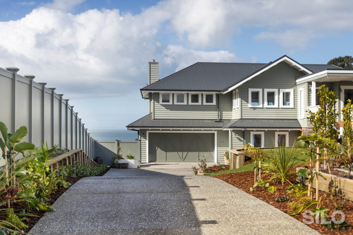 41 Ocean View Road, Hatfields Beach, Orewa - Carousel 2