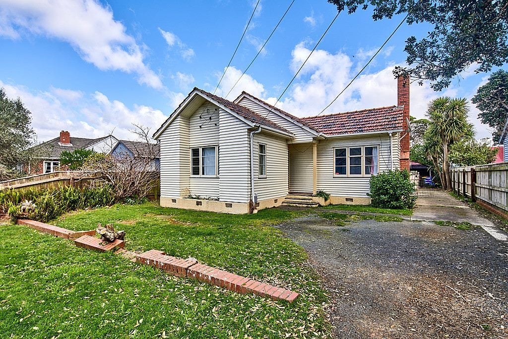 29 Pirie Crescent, Moera, Lower Hutt - Carousel 1