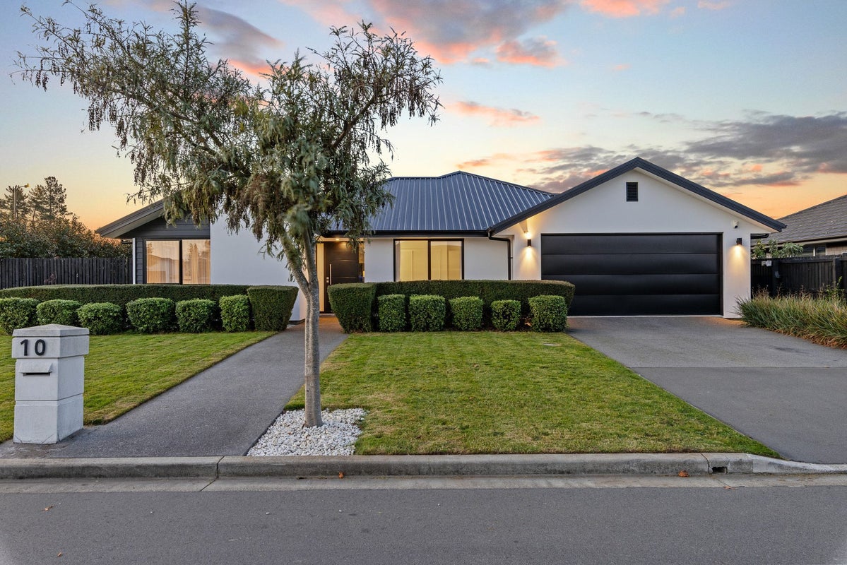 10 Emma Street, Marshland, Christchurch - Carousel 1