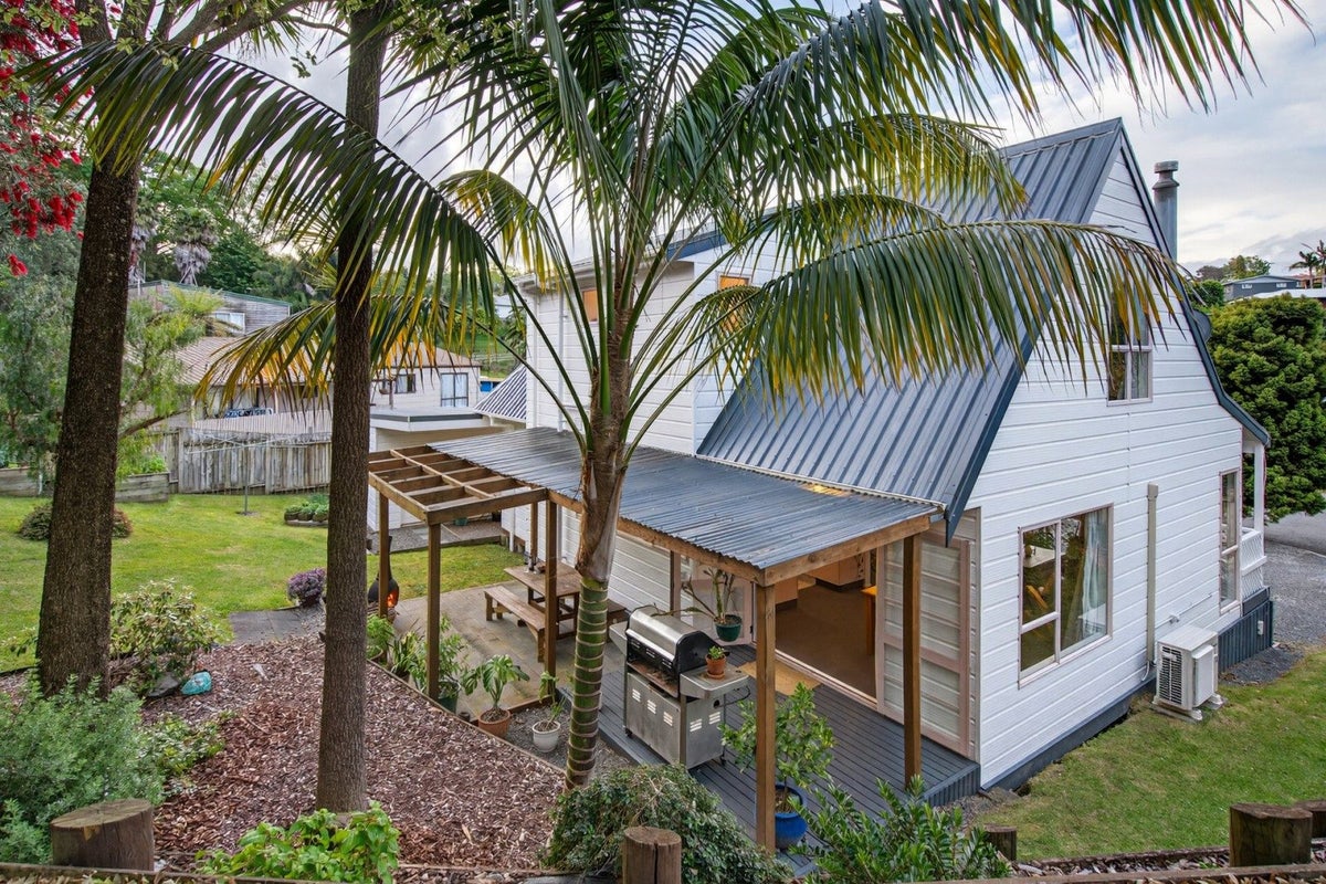 3/3 Pukeko Lane, Brookfield, Tauranga - Carousel 2