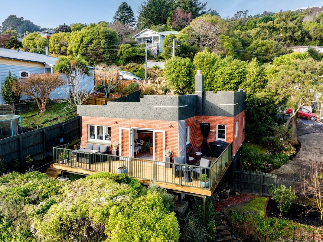 7 Cardigan Street, North East Valley, Dunedin - Carousel 1