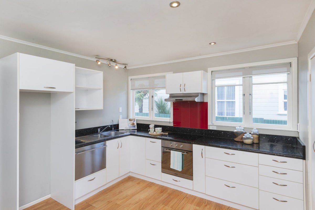 16 Grafton Road, Te Hapara, Gisborne - Carousel 2