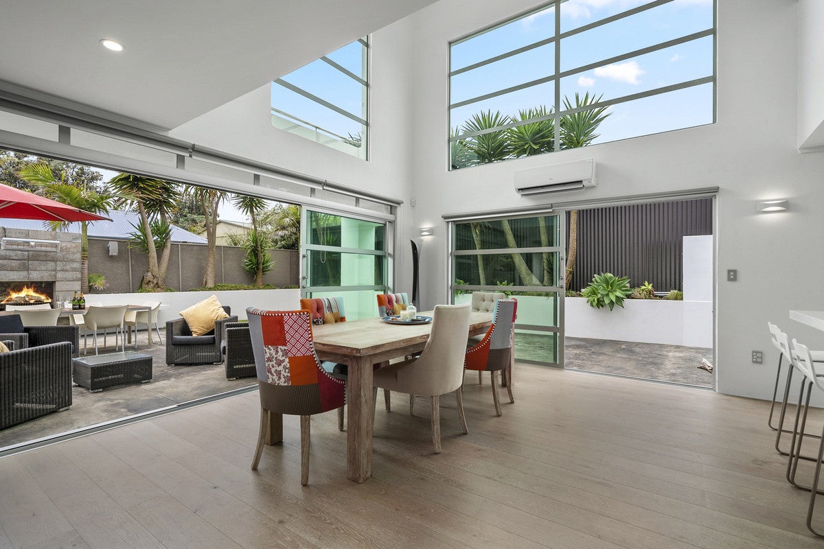 3B Waiheke Street, Waikanae Beach, Waikanae - Carousel 1