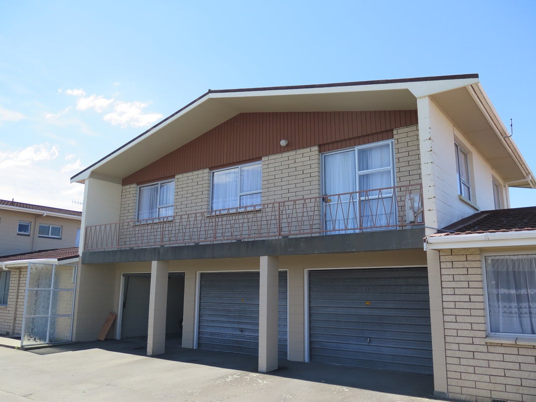 2/345 Church Street, West End, Timaru - Carousel 1