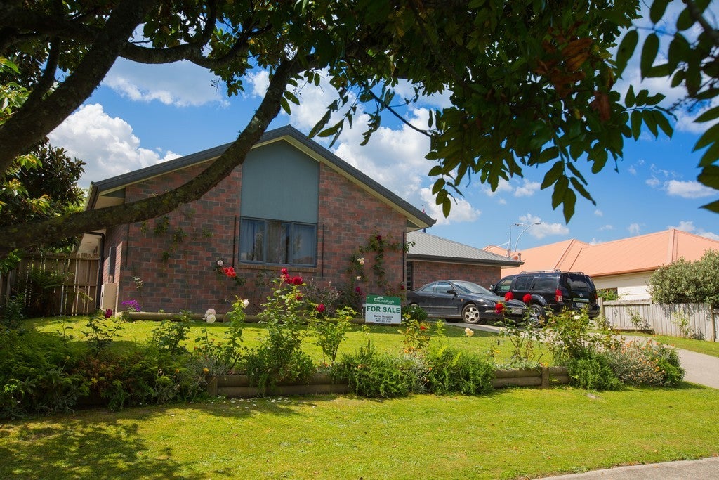 4 Callum Brae Drive, Rototuna, Hamilton - Carousel 1