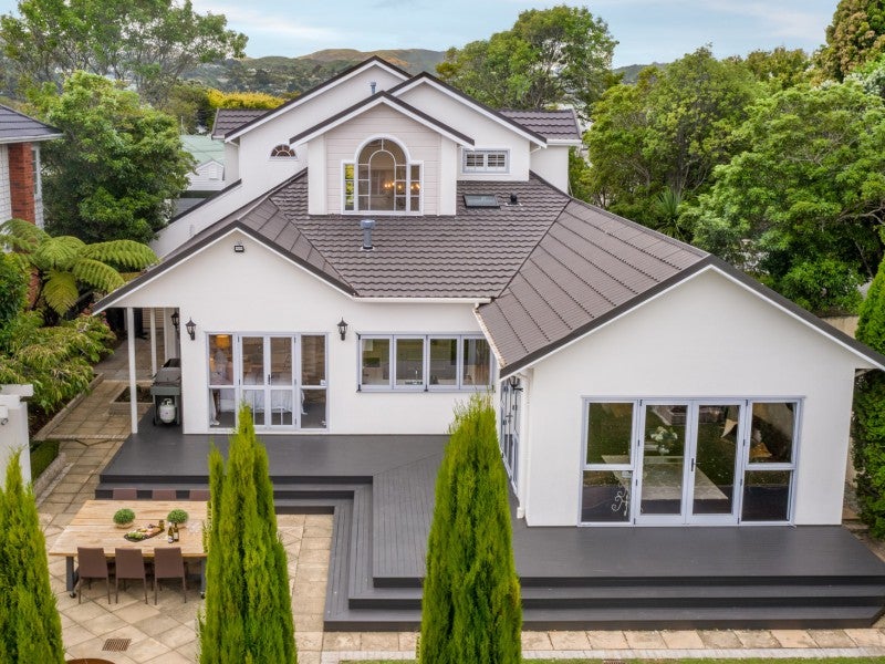 24 Marina Grove, Hutt Central, Lower Hutt - Carousel 1