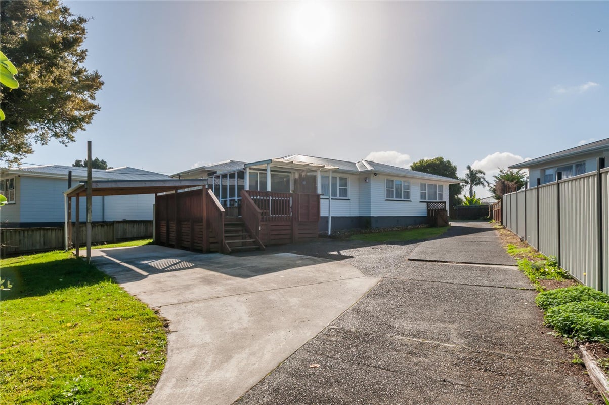 37 Dip Road, Kamo, Whangarei - Carousel 1