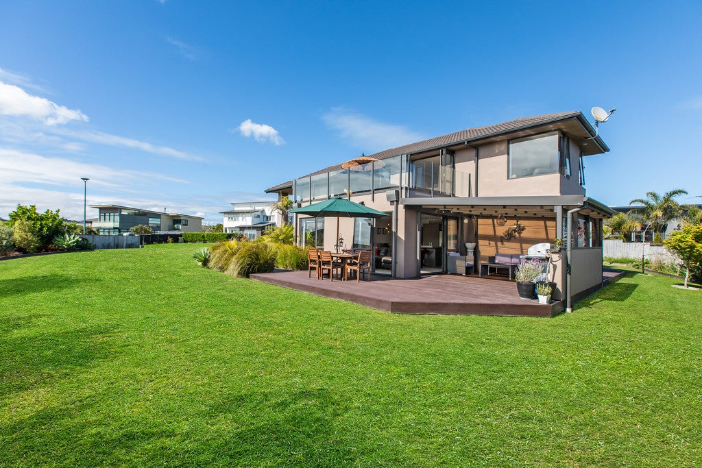 52 Columbia Crescent, Beachlands, Auckland - Carousel 23