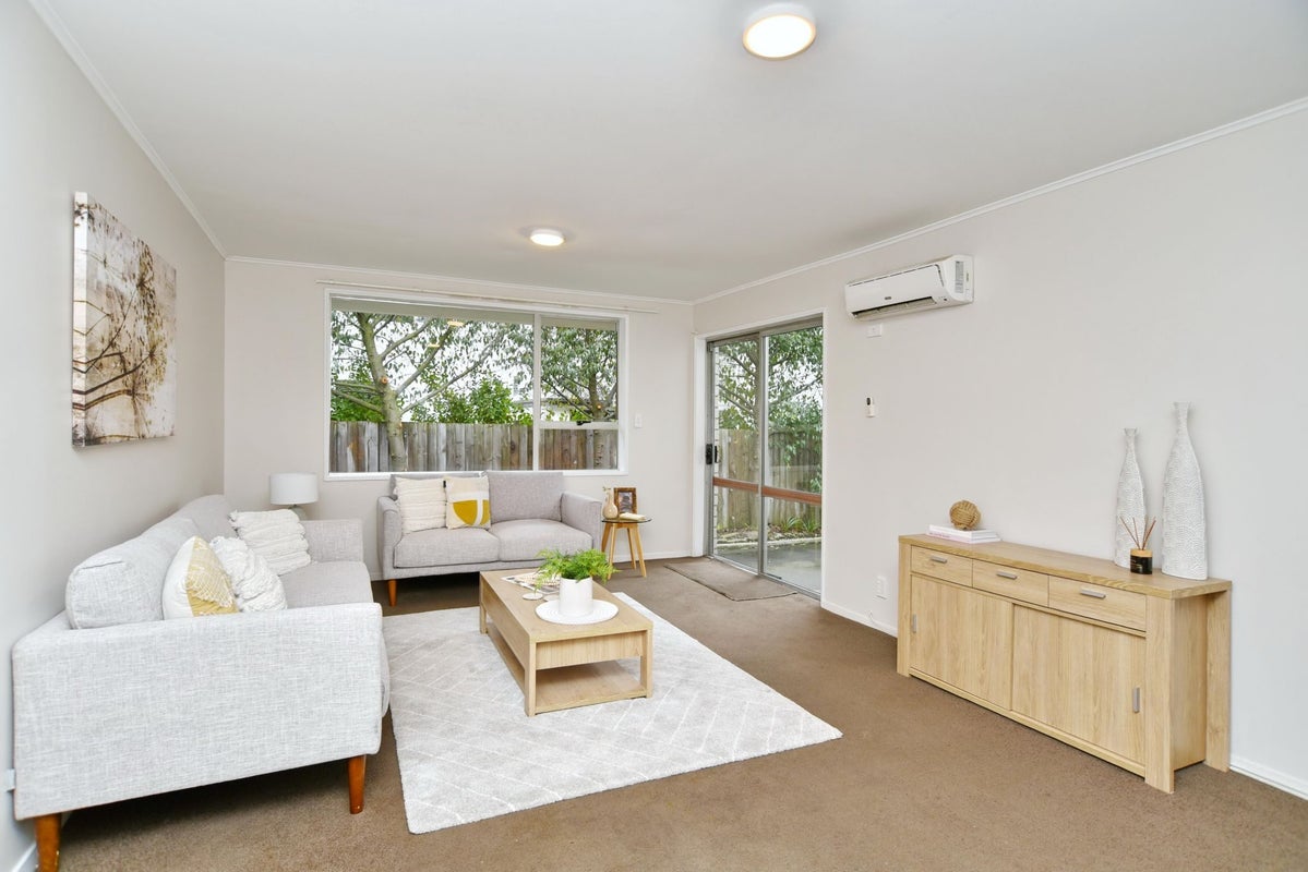 4/25 Sherborne Street, St Albans, Christchurch - Carousel 1