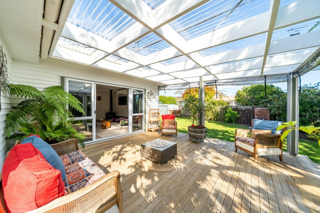 130 McLeod Street, Elderslea, Upper Hutt - Carousel 2