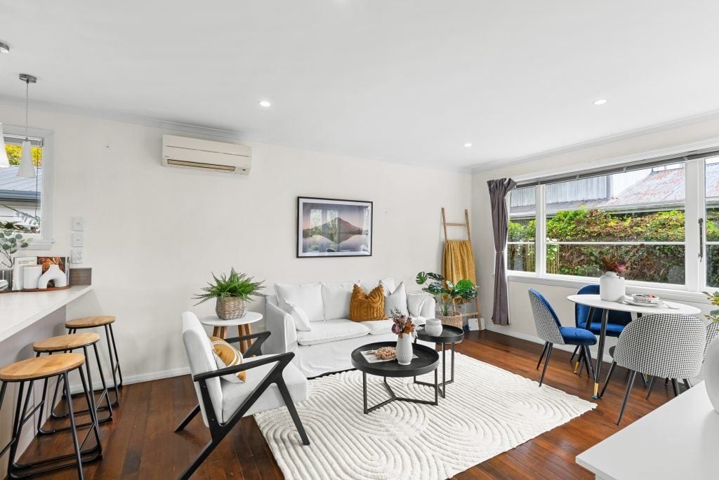 10 Waters Street, Hoon Hay, Christchurch - Carousel 2