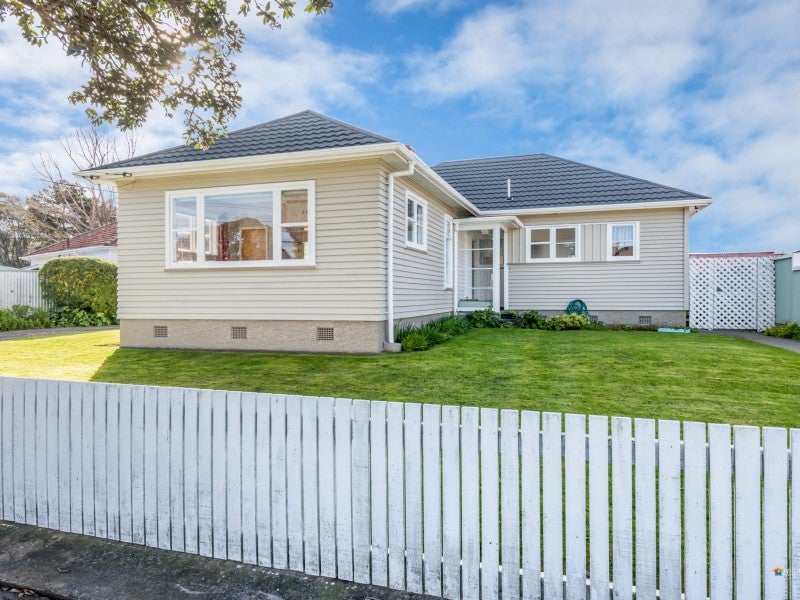 32 Gadsby Street, Avalon, Lower Hutt - Carousel 1