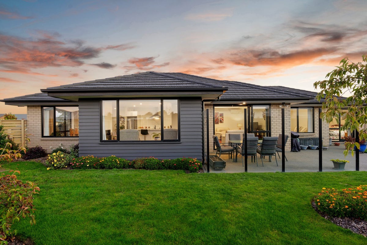 76 Georgina Street, Marshland, Christchurch - Carousel 1