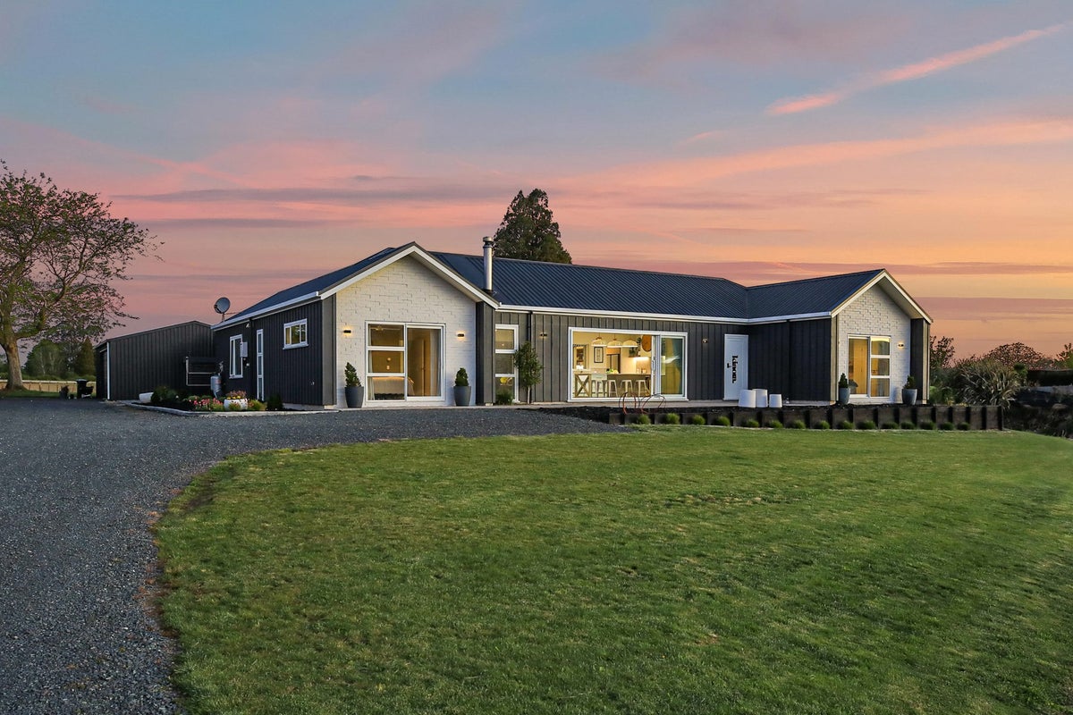 189 Inglefield Street, Pirongia, Te Awamutu - Carousel 1