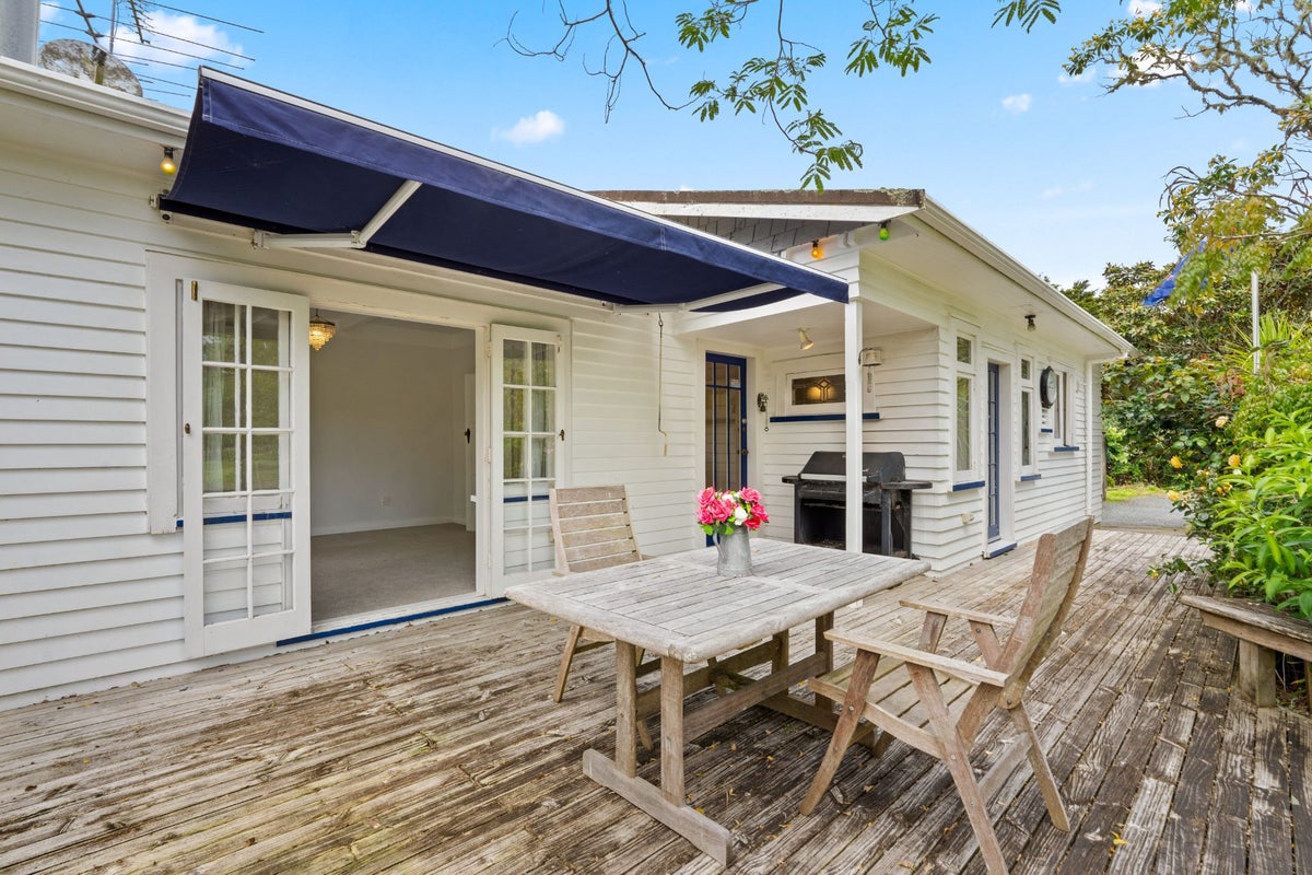 30 Old Kaipara Road, Kaipara Flats, Warkworth - Carousel 1