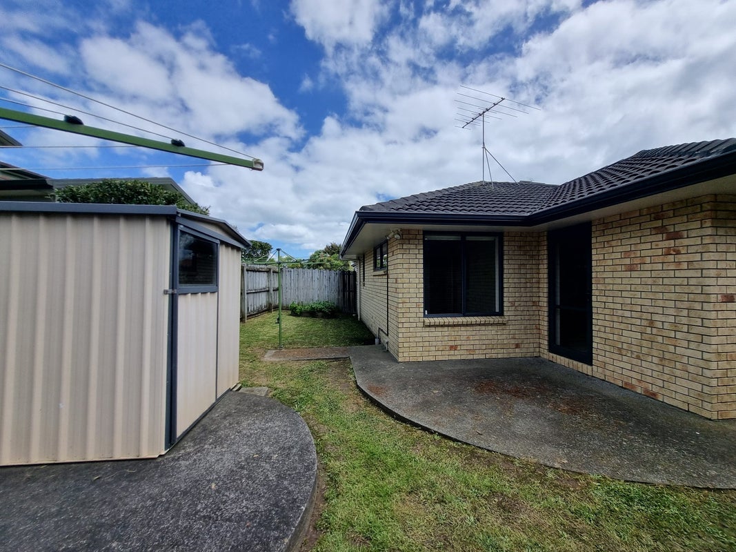 9A Araminta Place, Beachlands, Auckland - Carousel 13