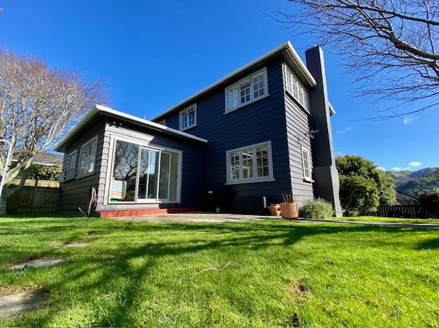 15 Trelissick Crescent, Ngaio, Wellington - Carousel 1