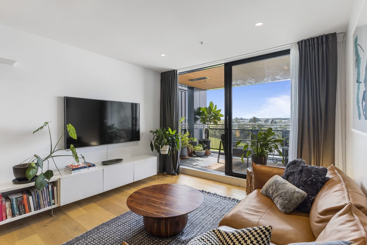 419/64 Victoria Street, Onehunga, Auckland - Carousel 2