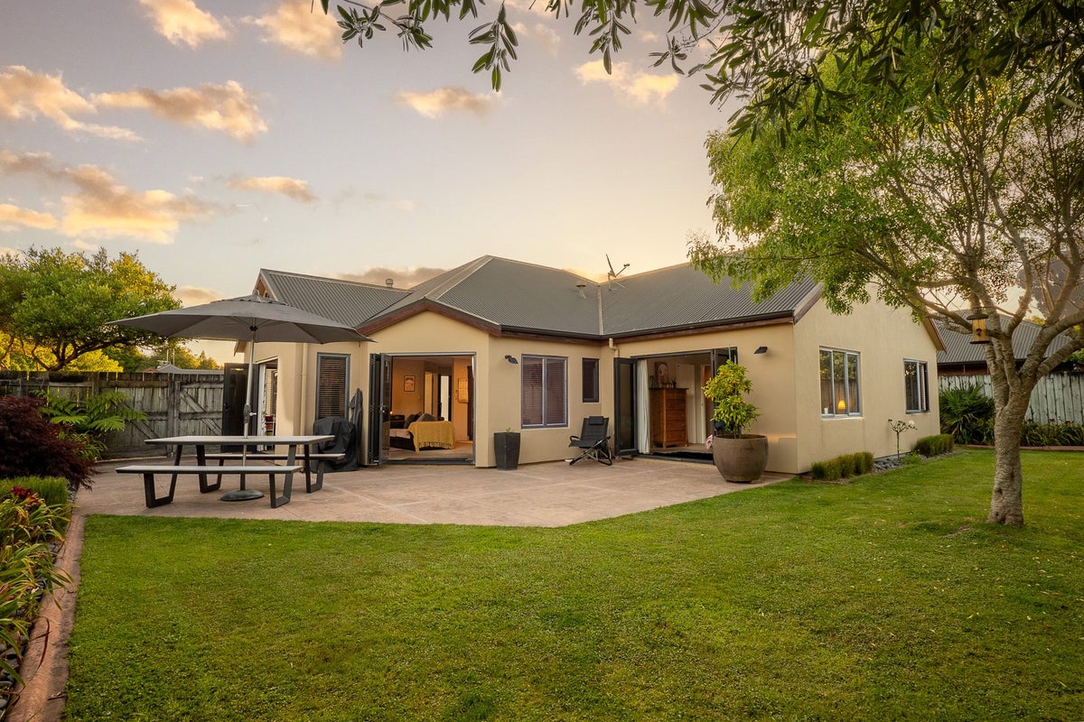 12 Haswell Place, Huntington, Hamilton - Carousel 2