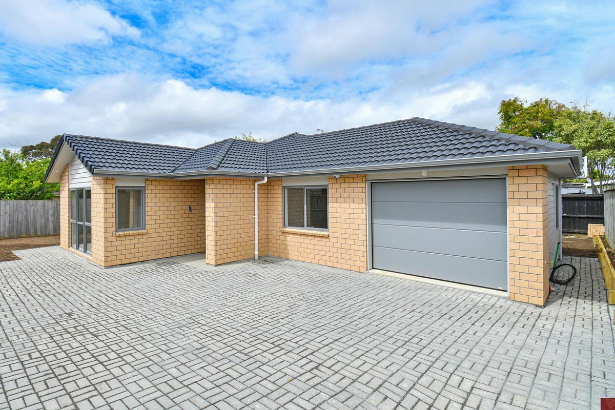 23A Jutland Road, Manurewa, Auckland - Carousel 1