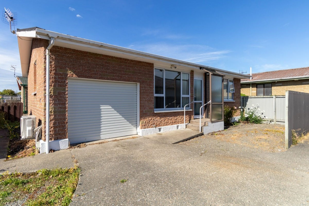 2/134 Pomona Street, Strathern, Invercargill - Carousel 1