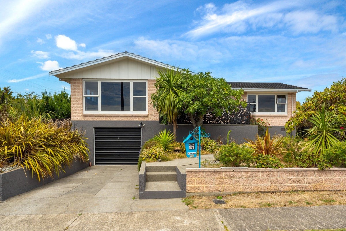 21 Moran Street, Redwoodtown, Blenheim - Carousel 1