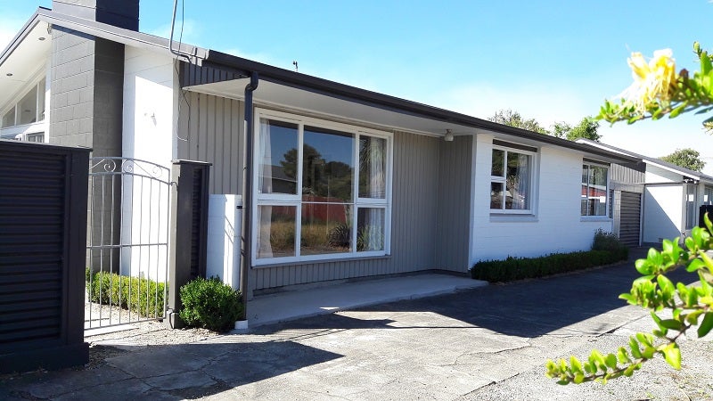 1/124 Breezes Road, Avondale, Christchurch - Carousel 1