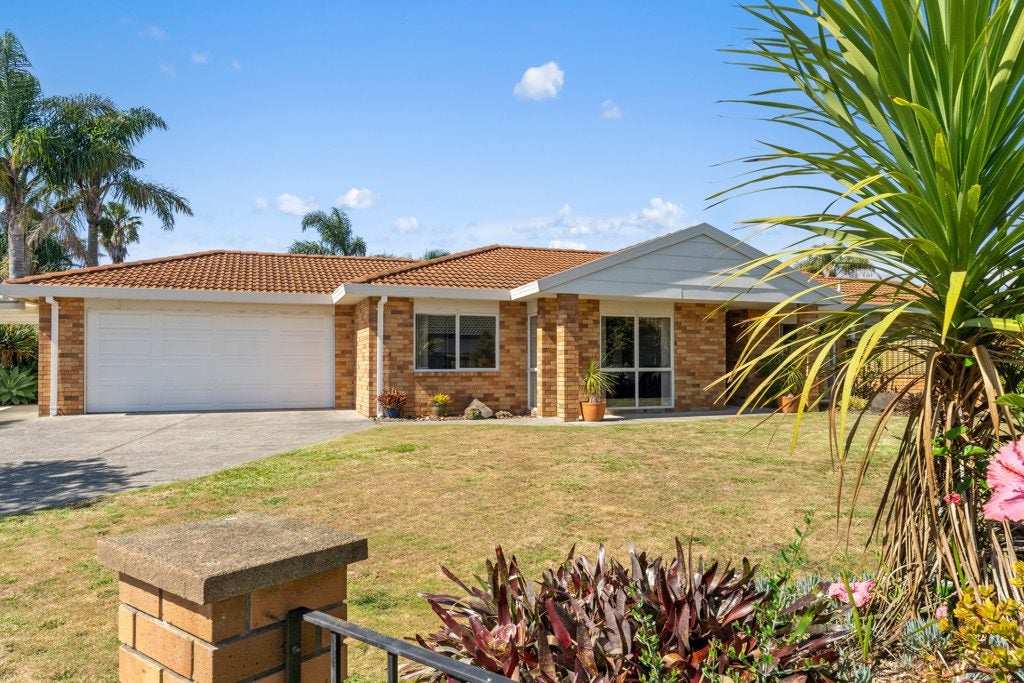 18 Arabian Drive, Papamoa Beach, Papamoa - Carousel 25