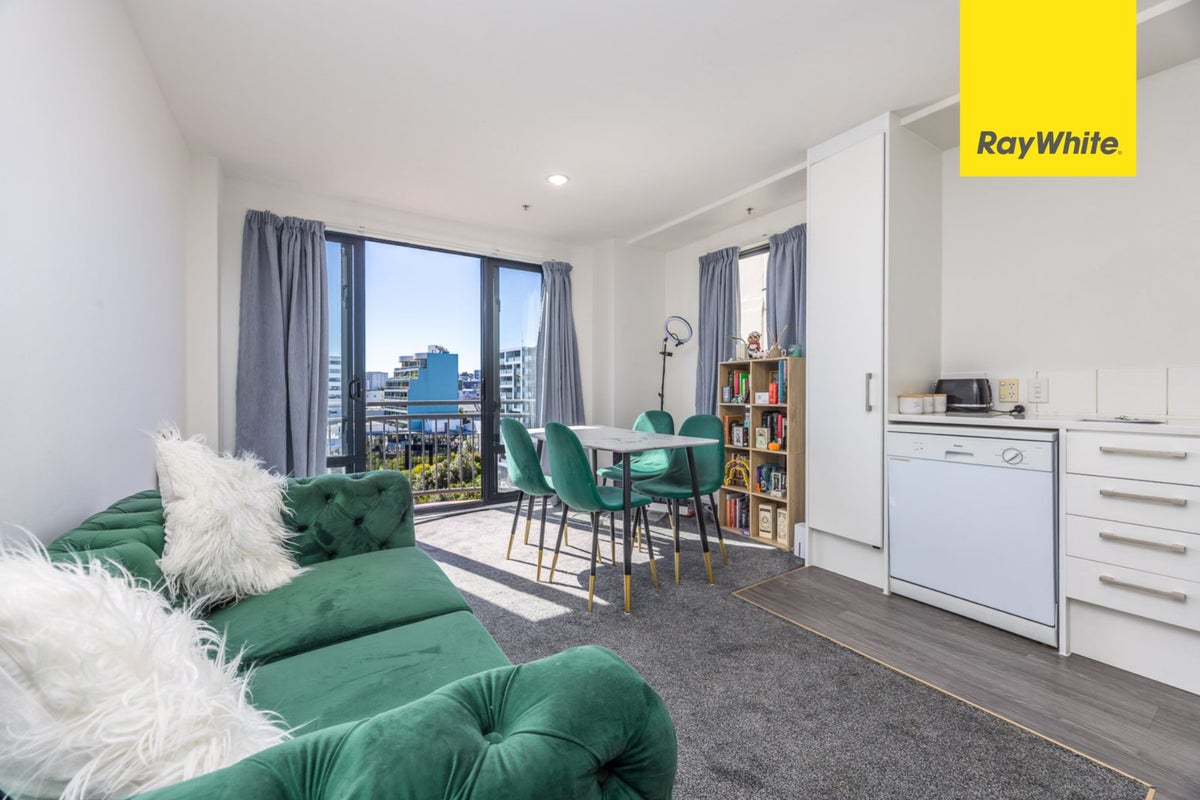 7H/11 Howe Street, Auckland Central, Auckland - Carousel 1