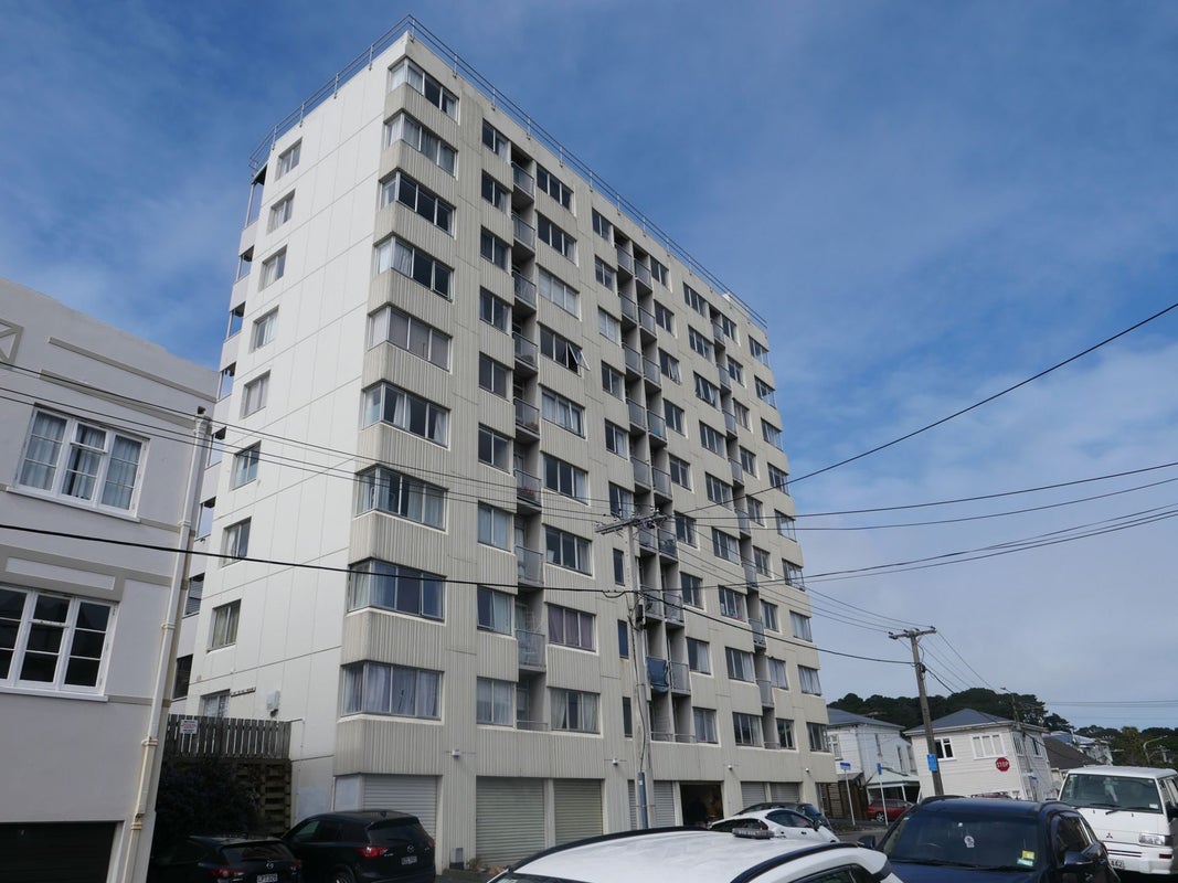 102/131 Brougham Street, Mount Victoria, Wellington - Carousel 2