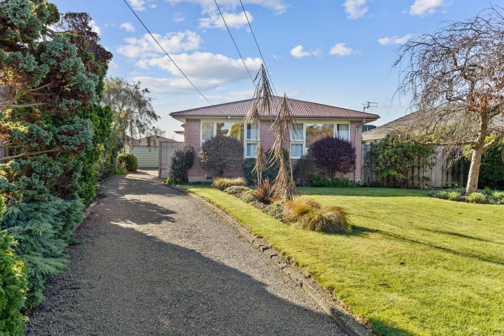 62 Harris Crescent, Papanui, Christchurch - Carousel 1