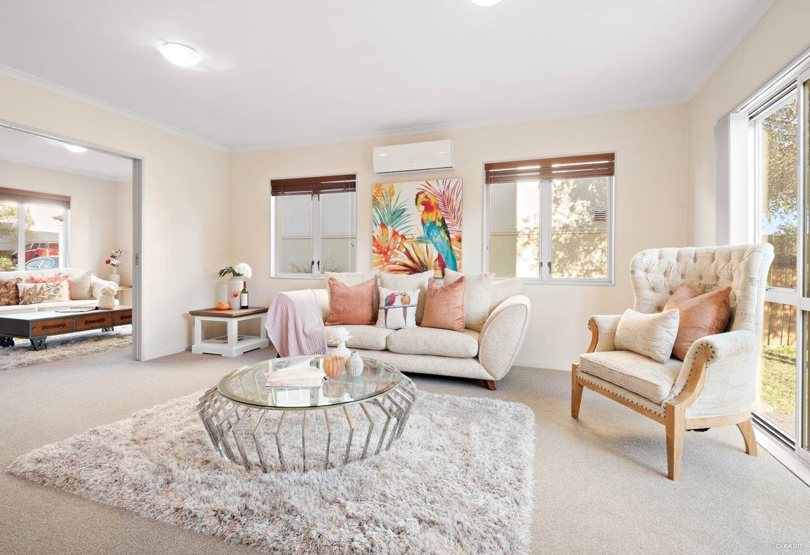 17 Temuka Gardens, Blockhouse Bay, Auckland - Carousel 2