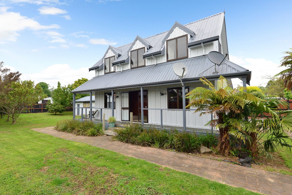 110 Tennyson Street, Leamington, Cambridge - Carousel 1