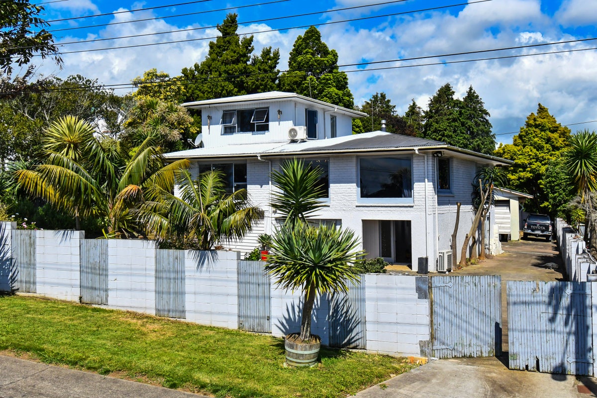 65 Red Hill Road, Red Hill, Papakura - Carousel 1
