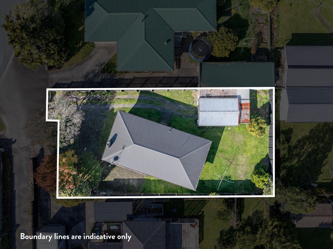 9 Panair Crescent, Hillcrest, Hamilton - Carousel 3