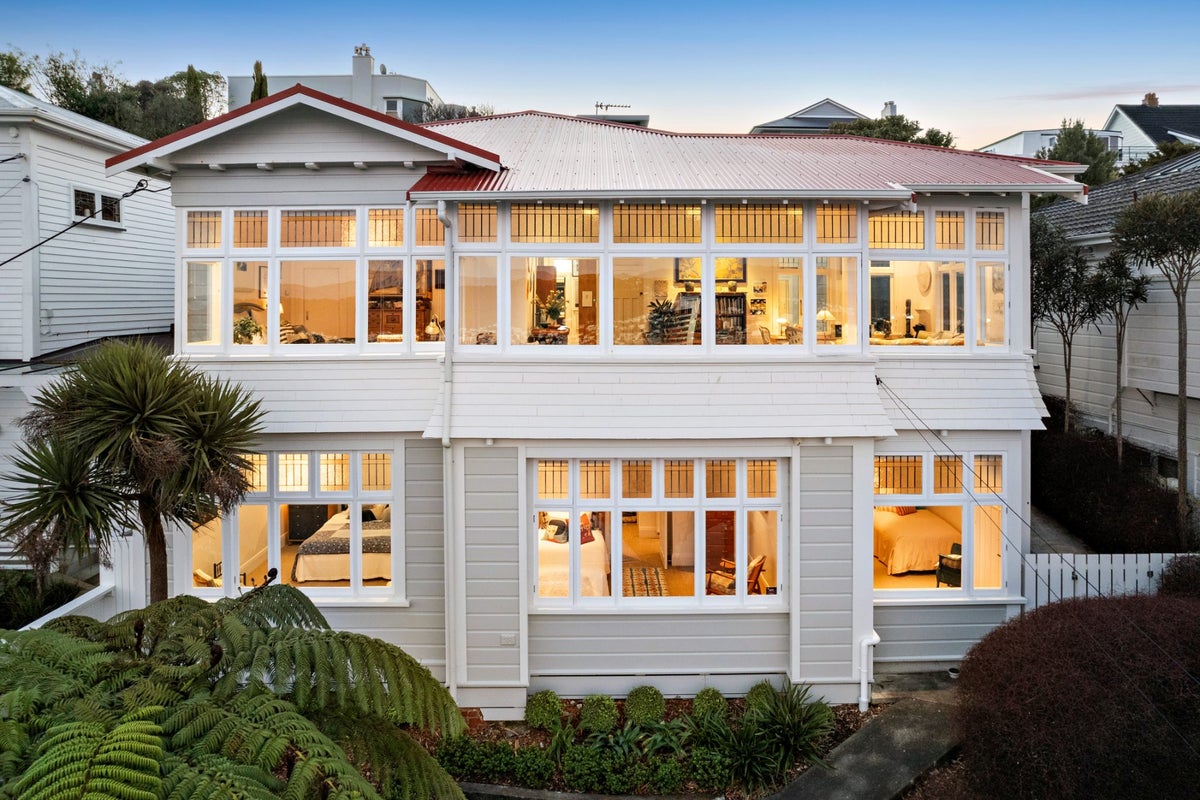 38 Rawhiti Terrace, Kelburn, Wellington, Wellington - Carousel 1