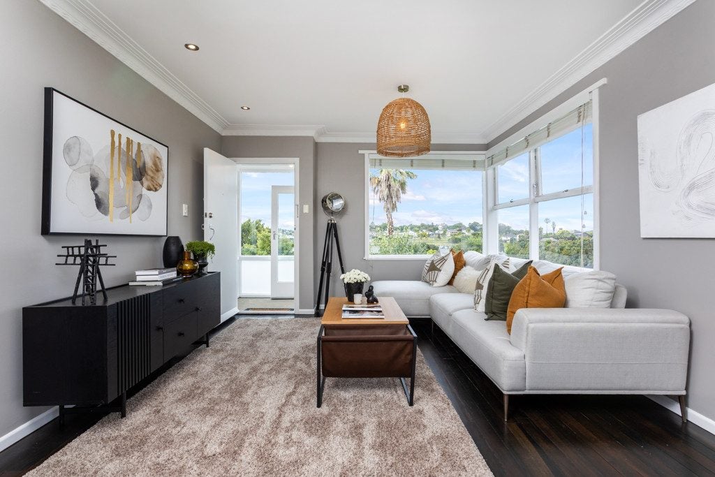 8 Currie Avenue, Hillsborough, Auckland - Carousel 1