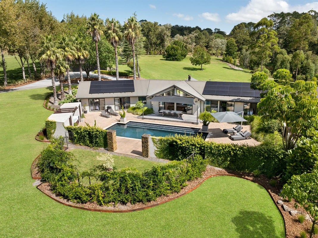 44 Hardens Lane, Paremoremo, Auckland - Carousel 42