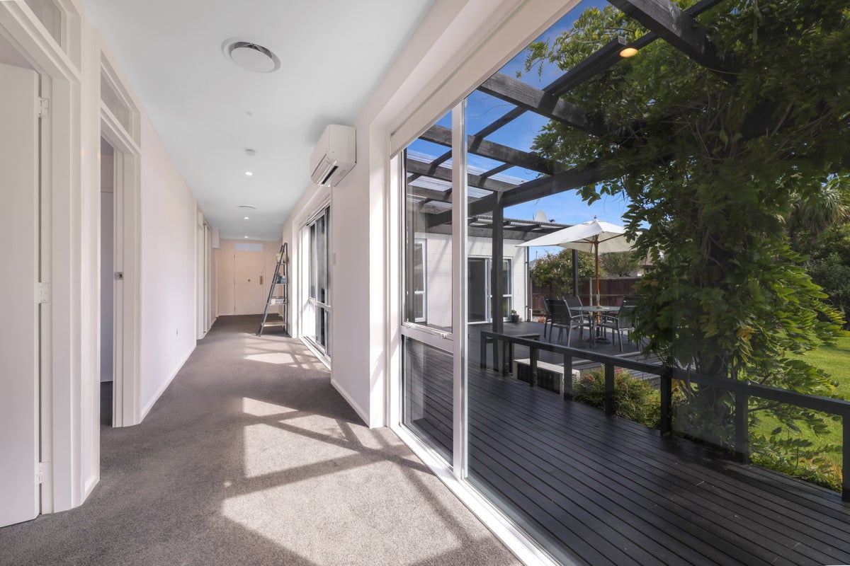 12 McCorkindale Place, Shirley, Christchurch - Carousel 1