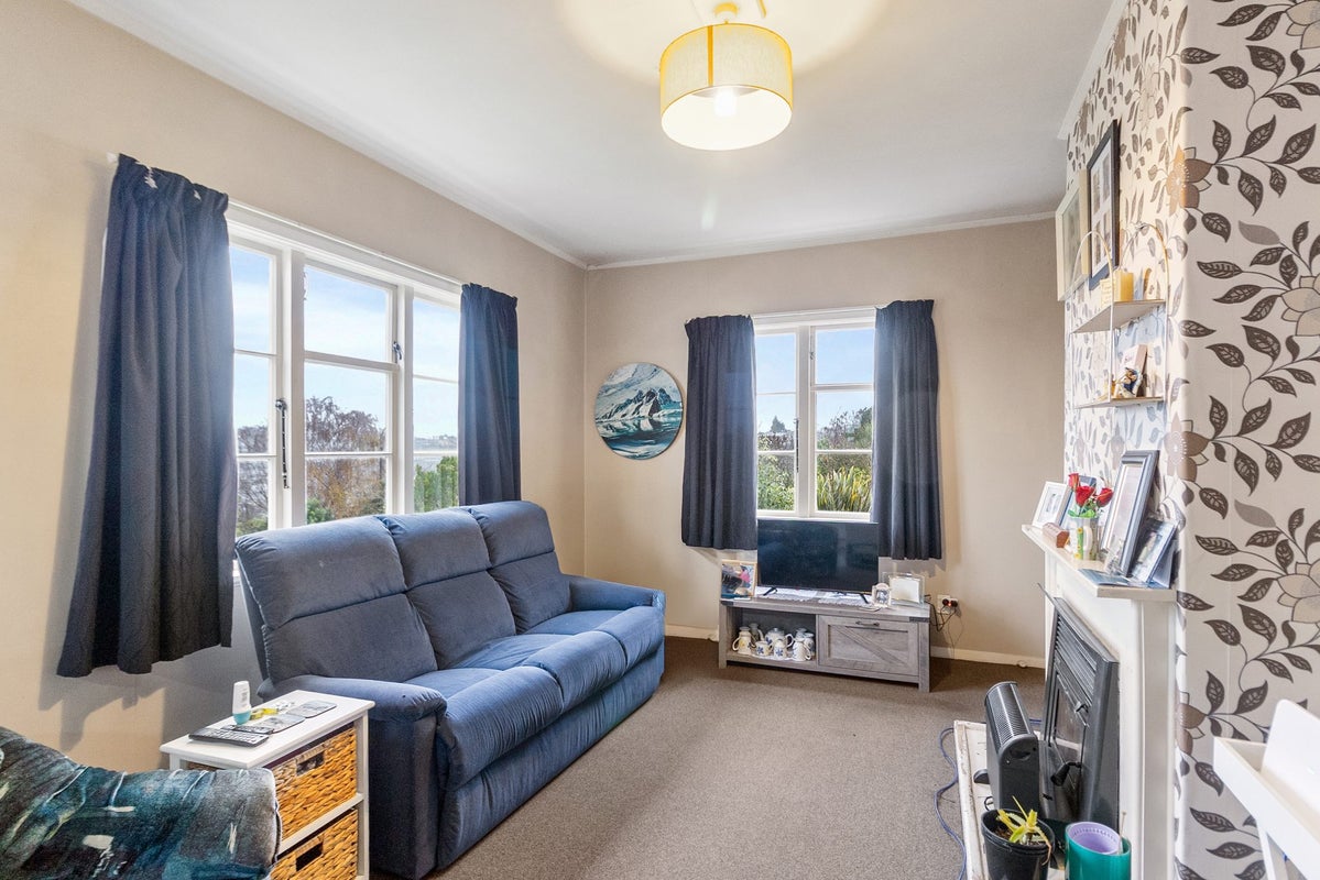 11 Essex Street, Marchwiel, Timaru - Carousel 1