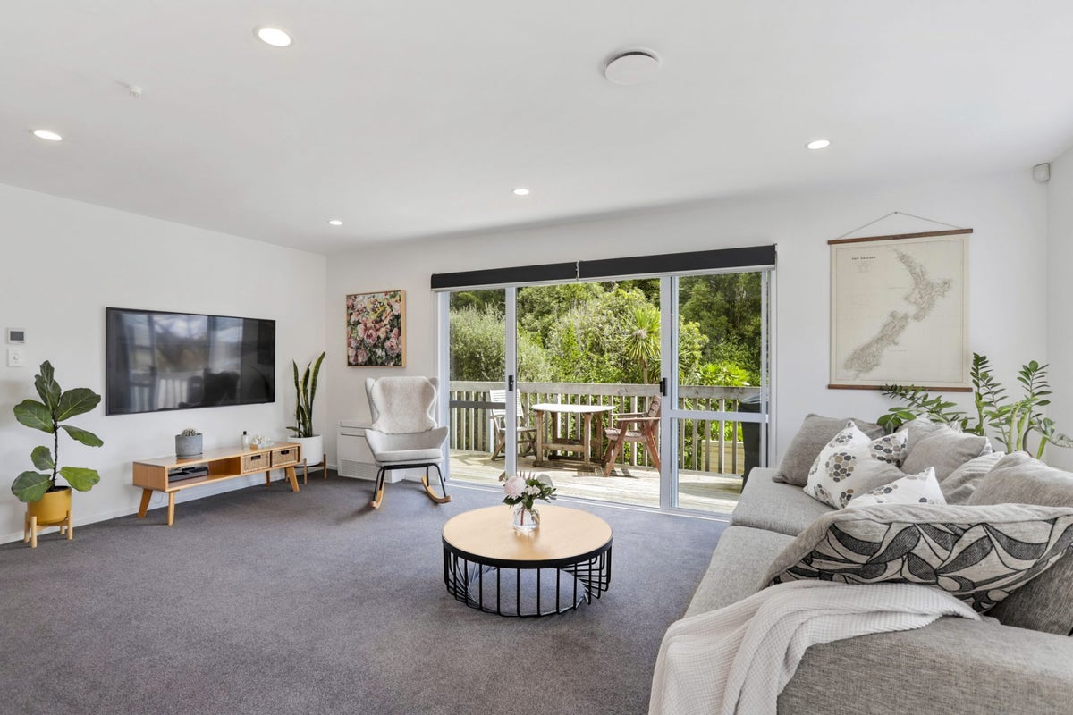 3/57 Woodglen Road, Glen Eden, Auckland - Carousel 2