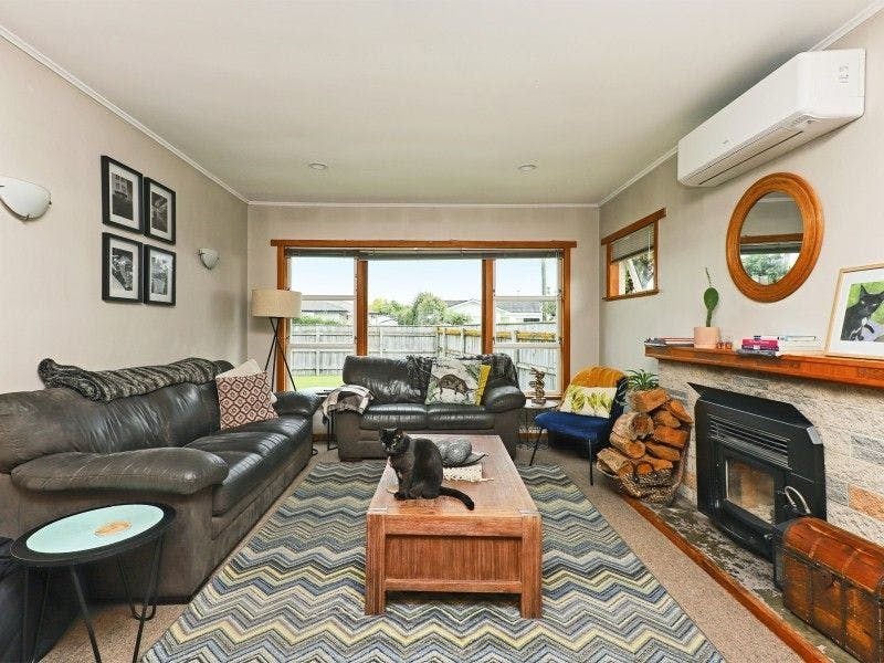 5 Pembroke Street, Taradale, Napier - Carousel 2