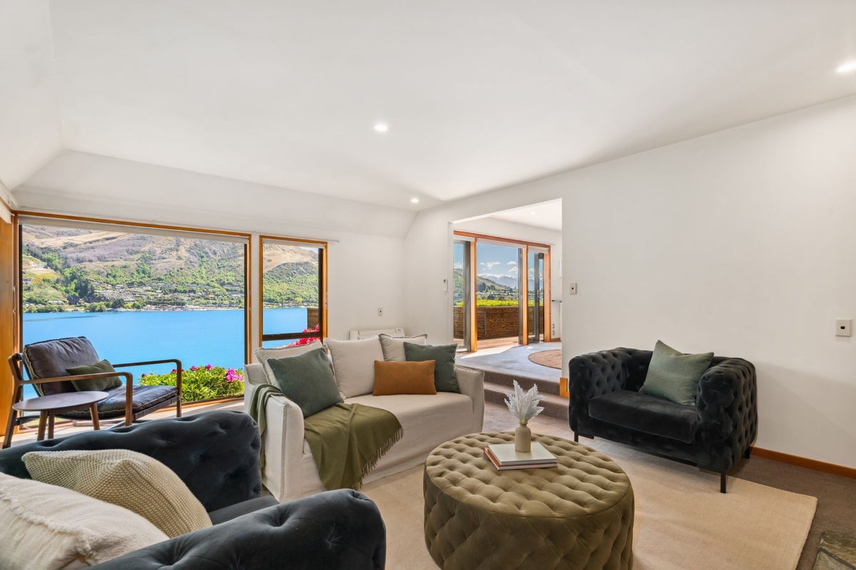 5 Loop Road, Kawarau Falls, Queenstown - Carousel 2