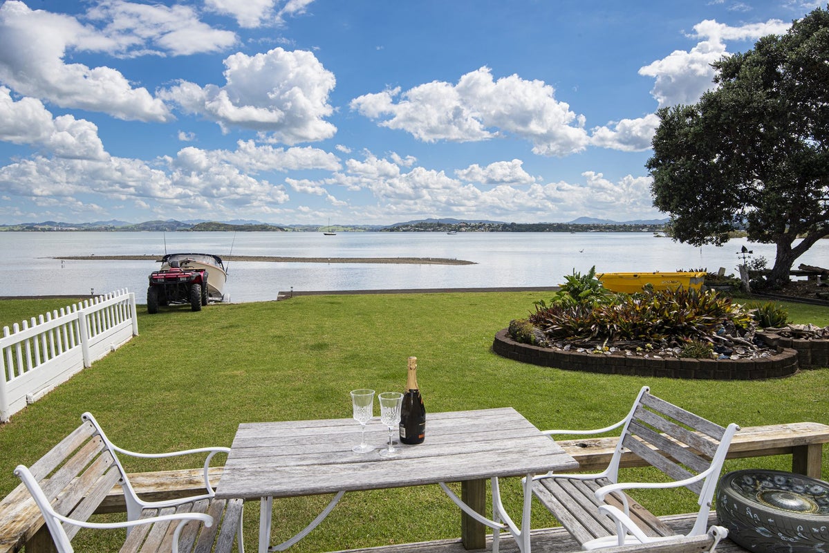 28 Attwood Street, Whangarei - Carousel 1