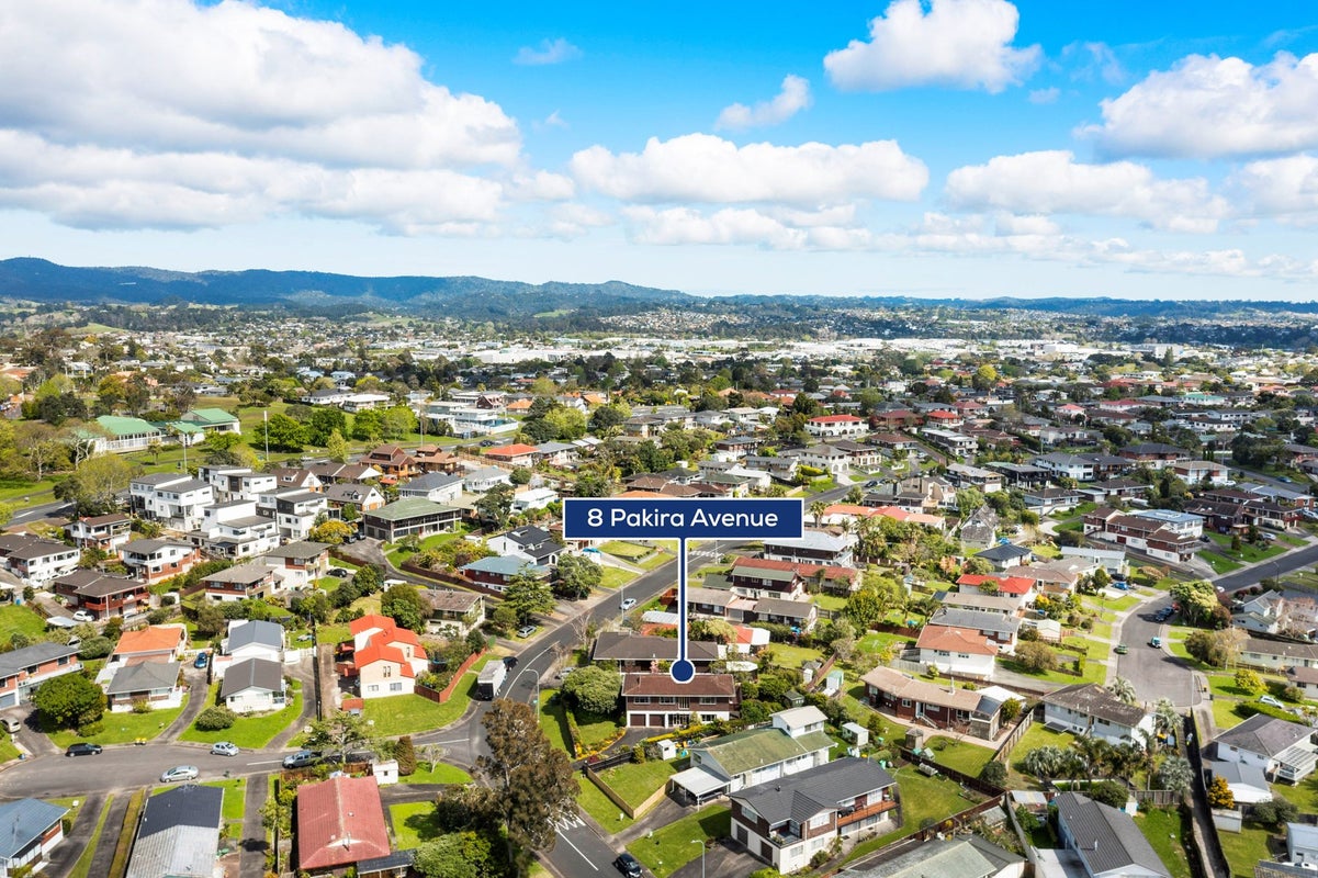 8 Pakira Avenue, Glendene, Auckland - Carousel 34