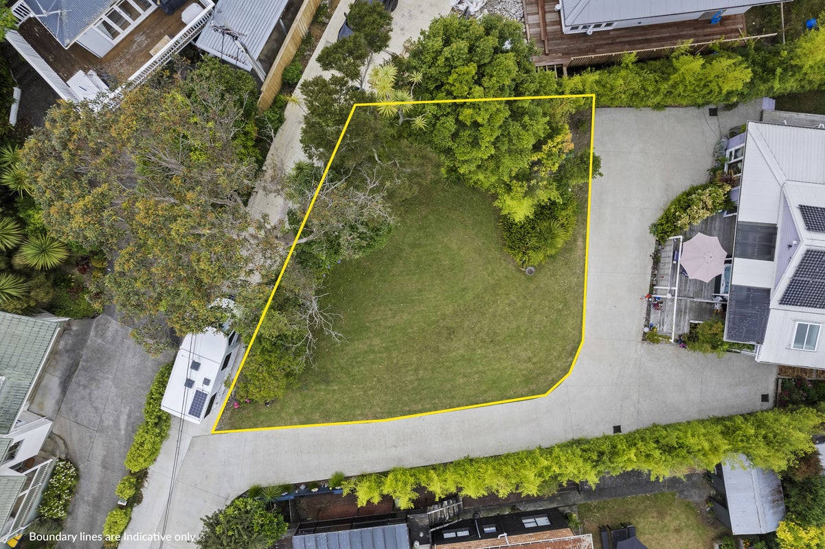 16A Coroglen Avenue, Birkenhead, Auckland - Carousel 2