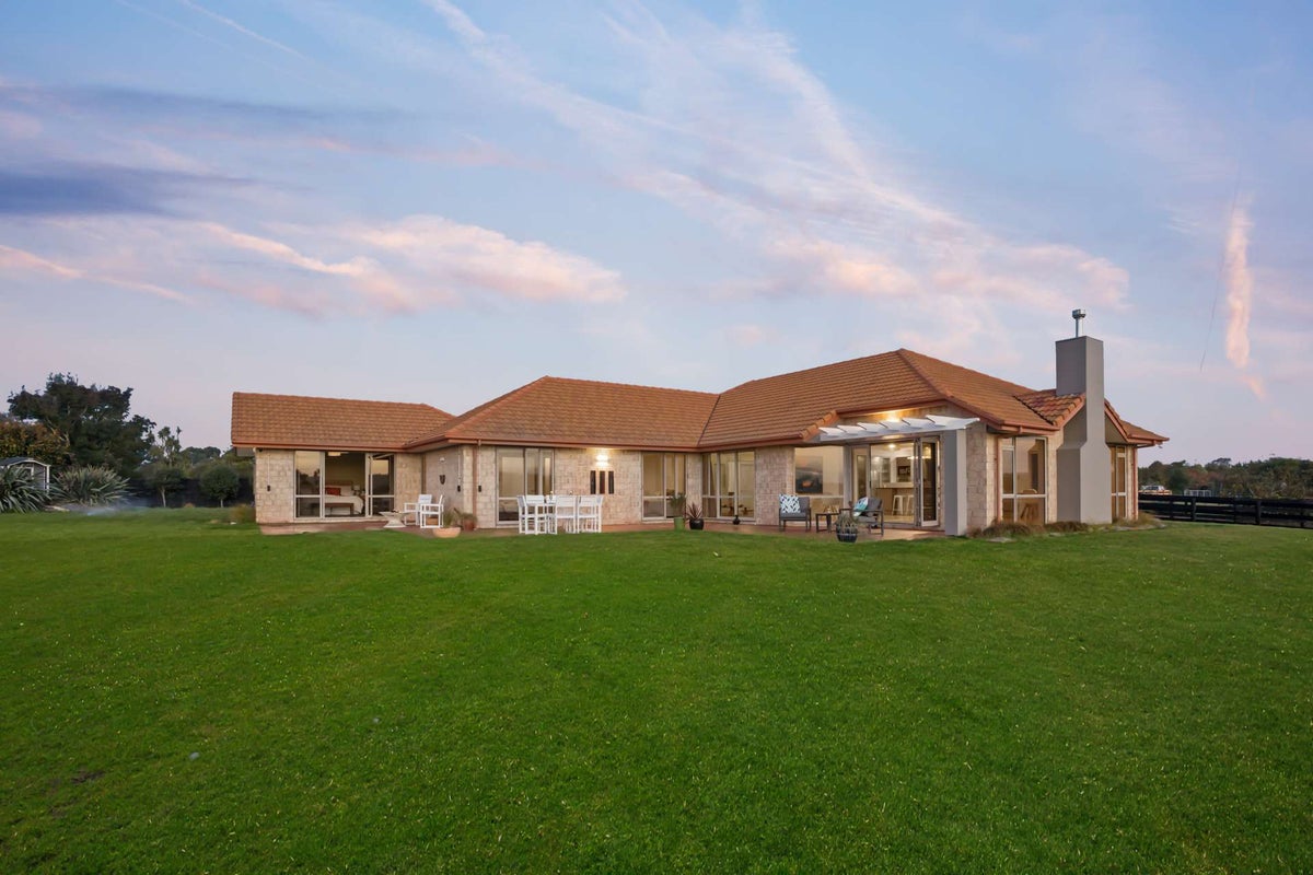 1055C Lower Styx Road, Brooklands, Christchurch - Carousel 1
