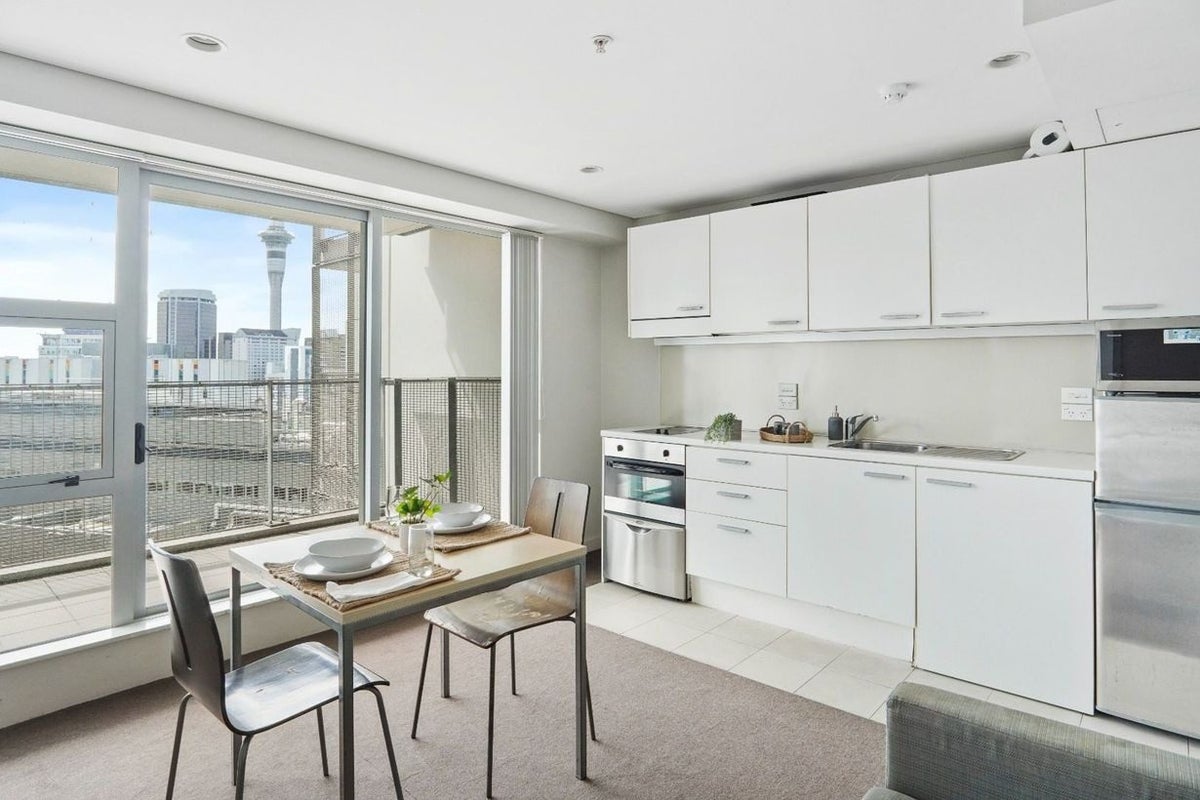 907/37 Symonds Street, Auckland Central, Auckland - Carousel 1